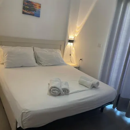 Point Pensión Sarandë